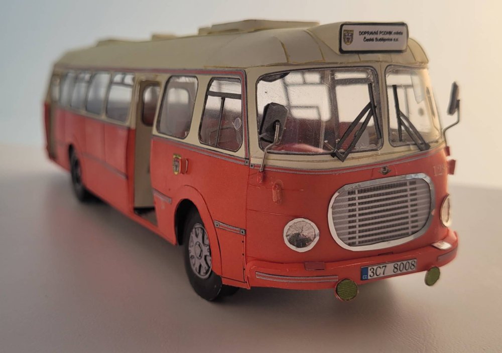 Papírový model autobusu Škoda 706 RTO
