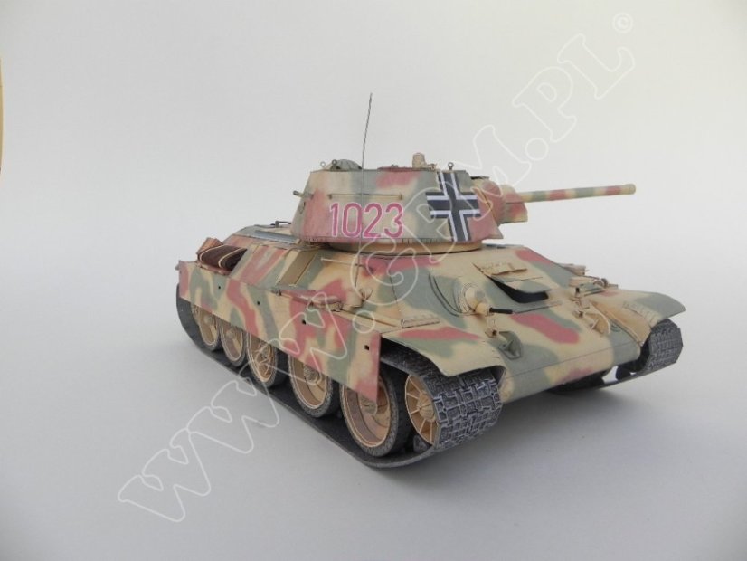 Panzerkampfwagen T-34-747 (r) Prochorowka
