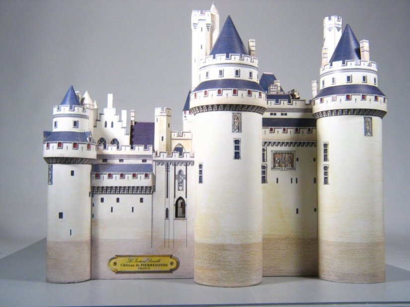 Zámek Pierrefonds