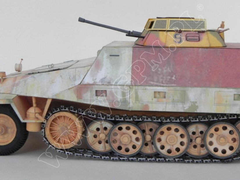 Sd.Kfz 251/23 SCHUTZENPANZERWAGEN