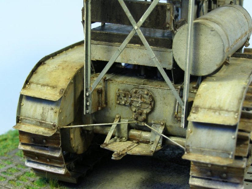 Caterpillar Sixty