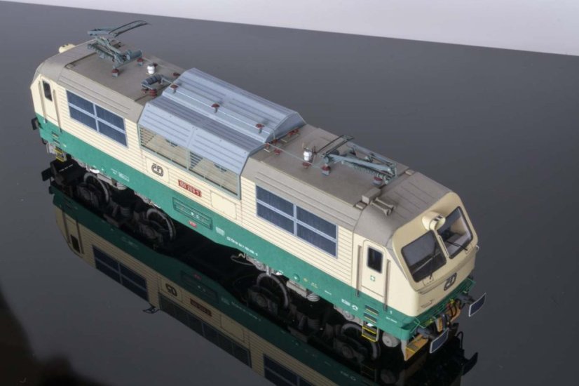 Elektrická lokomotiva řady 150 (1:87)