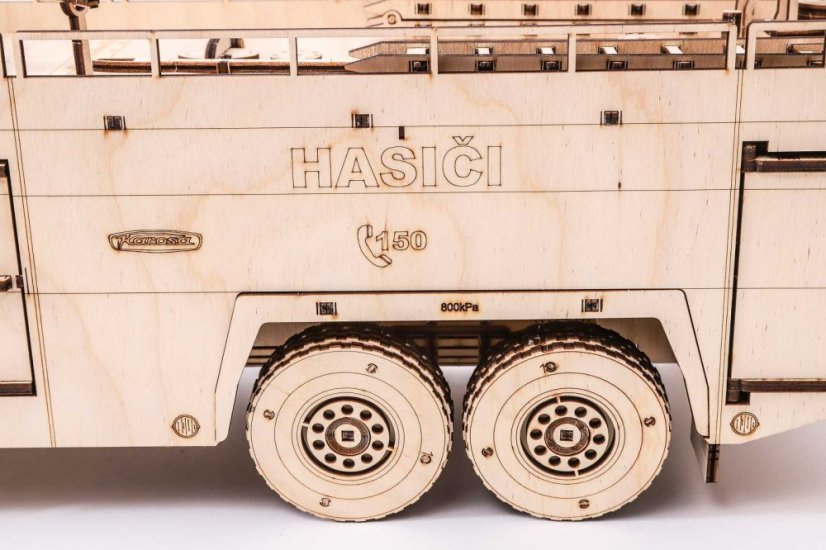 Tatra 815 6x6 CAS 32 - dřevěná stavebnice