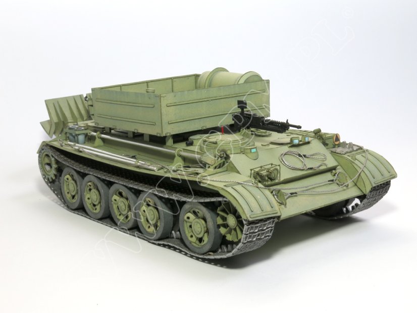 Obrněné vyprošťovací vozidlo WZT-1