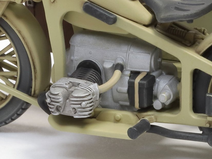 KS600 & Sidecar 1/35