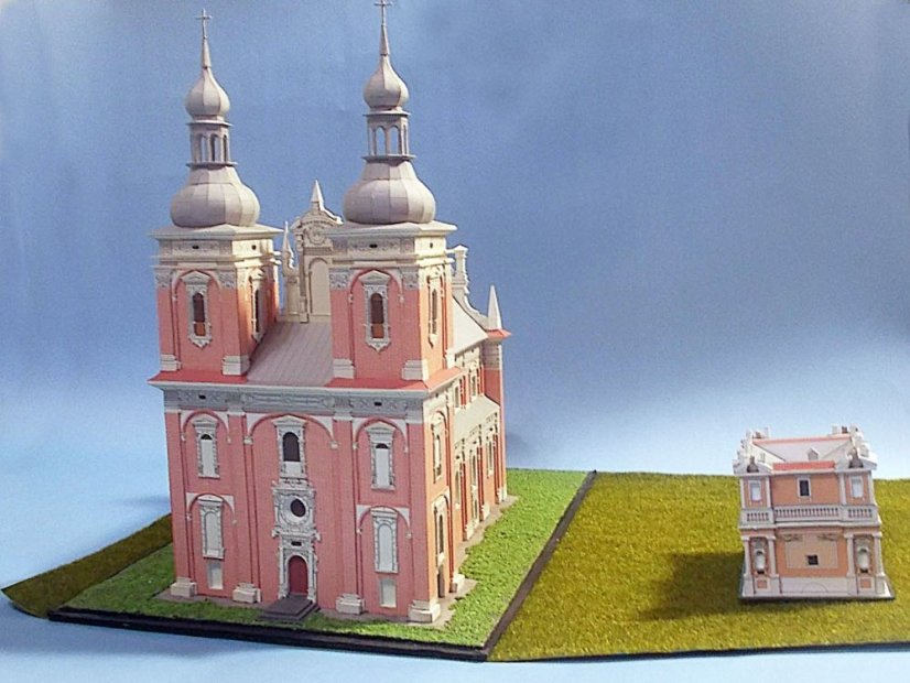 Golab - kostel a dům Loreta