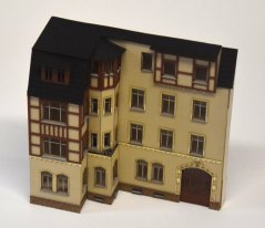 Schillerstrasse No. 19 bas-relief