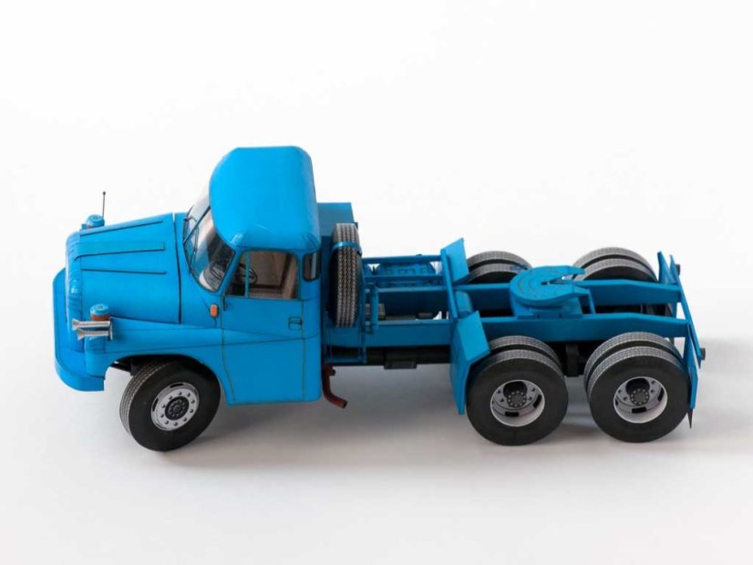 Návěsový tahač Tatra T148 NTt 6x6