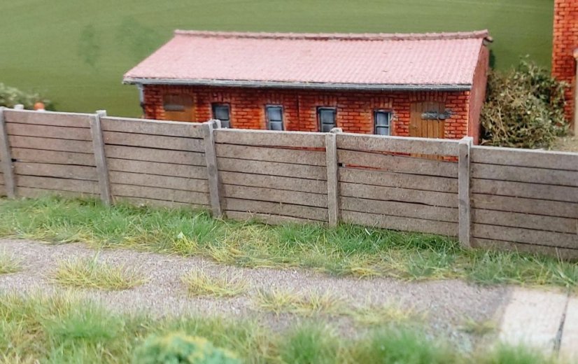 Betonový plot pravidelný- 1:120