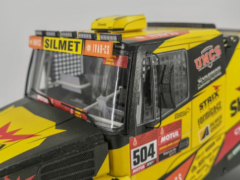Iveco Powestar 6400 Karel - 1:25