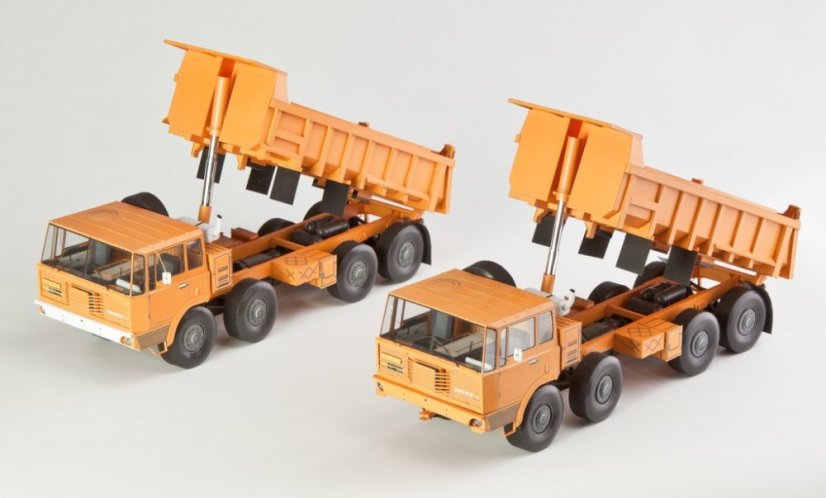 Jednostranný sklápěč Tatra 813 S1 8x8 - DRTIKOLKA