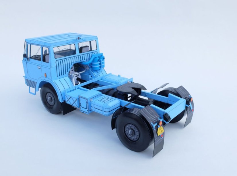 Návěsový tahač Tatra 813 NTH