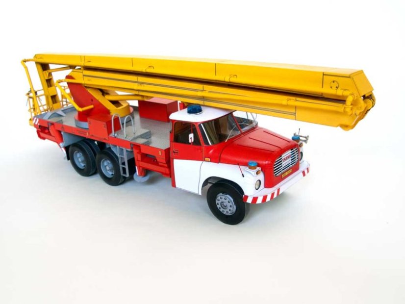 Vysokozdvižná plošina Tatra T148 PVP-27