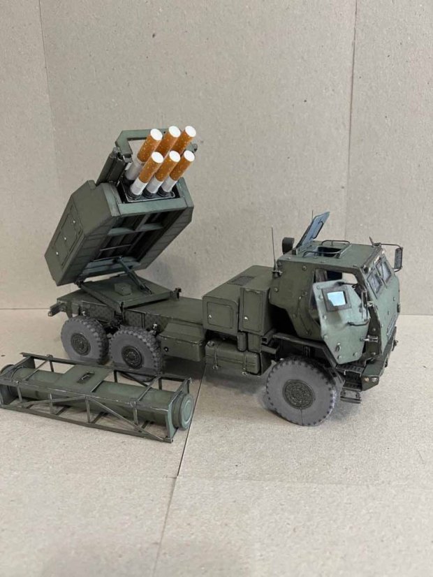 Himars M142