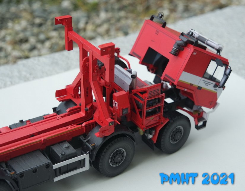 Tatra 815-7 8x8 Multilift MSH 165-SC