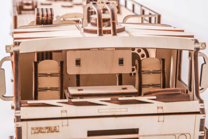 Tatra 815 6x6 CAS 32 - dřevěná stavebnice