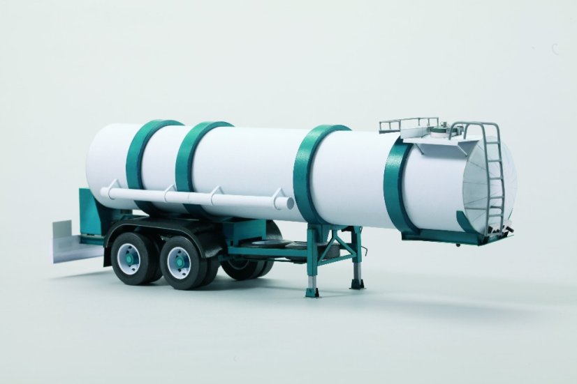 Volvo N10 s cisternovým návěsem