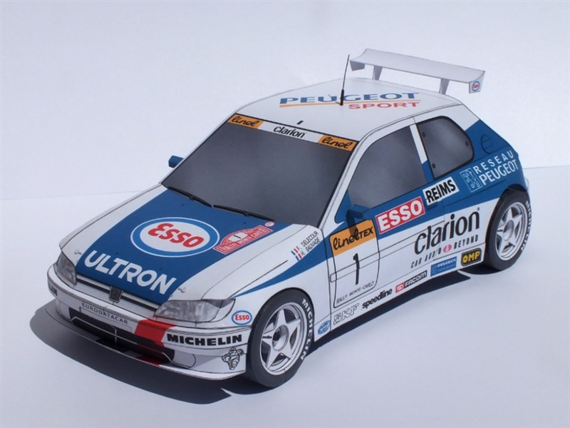 Automobil Peugeot 306 Maxi