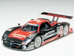 Nissan R390GT1