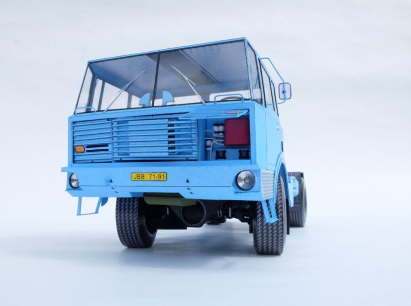 Návěsový tahač Tatra 813 NTH