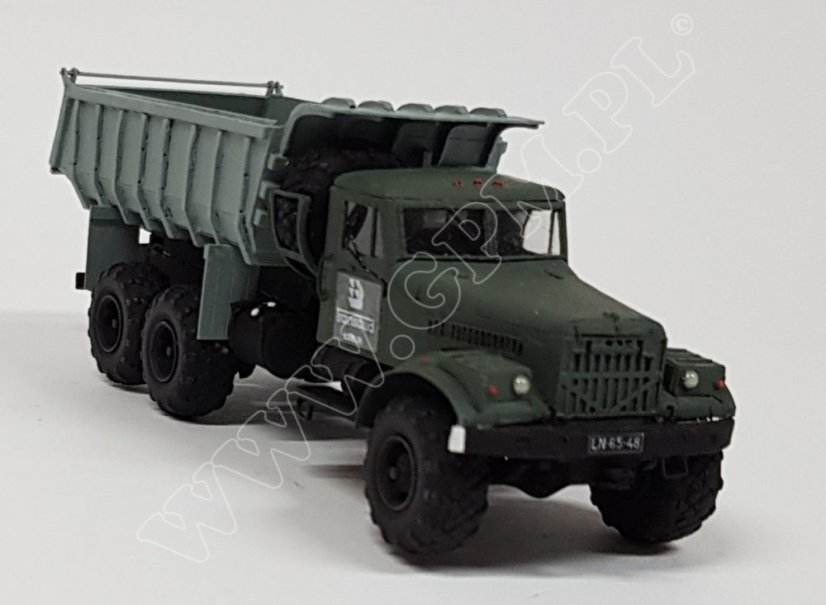 KRAZ 255B