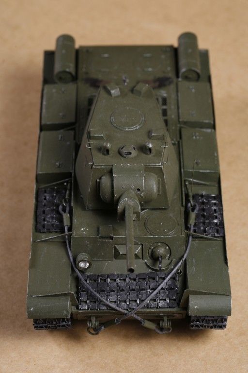 Tank KW-1