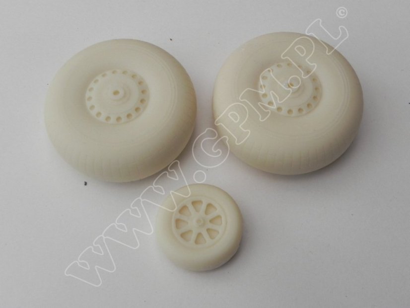 A-1H Skyraider - plastic wheels