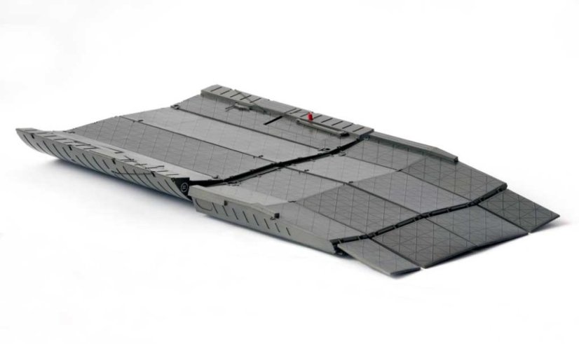 Nosič pontonového sytému Tatra 815 PMH s radlicí a břehovým dílem