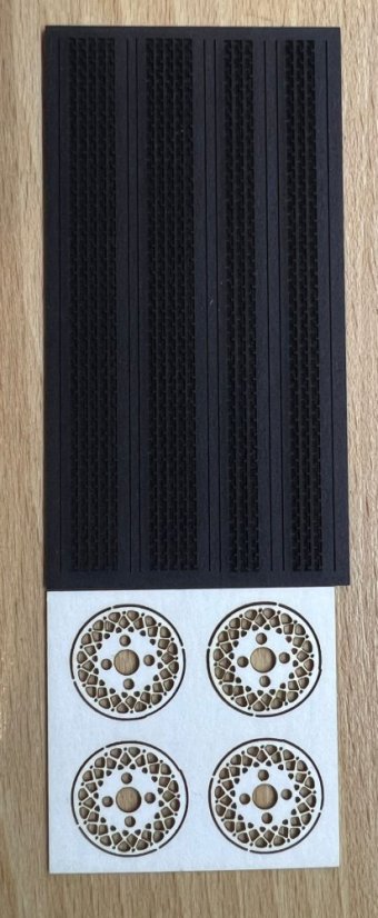 Škoda 130 - Laserové doplňky - dezény