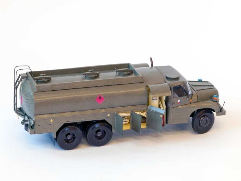 Tatra T148 CAPL-15