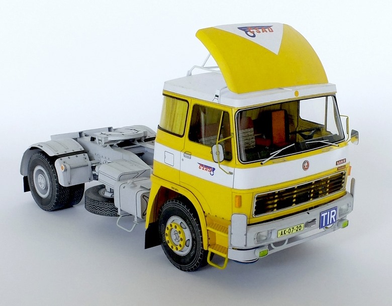 LIAZ 100.47 + BSS 31.23.22