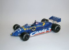 Tyrrell 011
