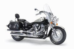 XV1600 RoadStar Custom