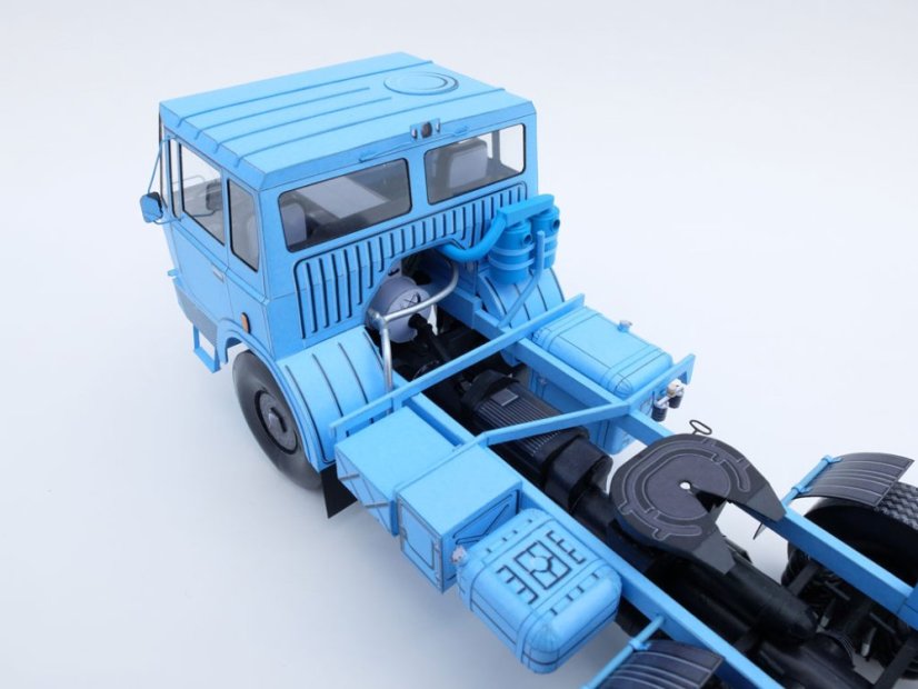 Návěsový tahač Tatra 813 NTH