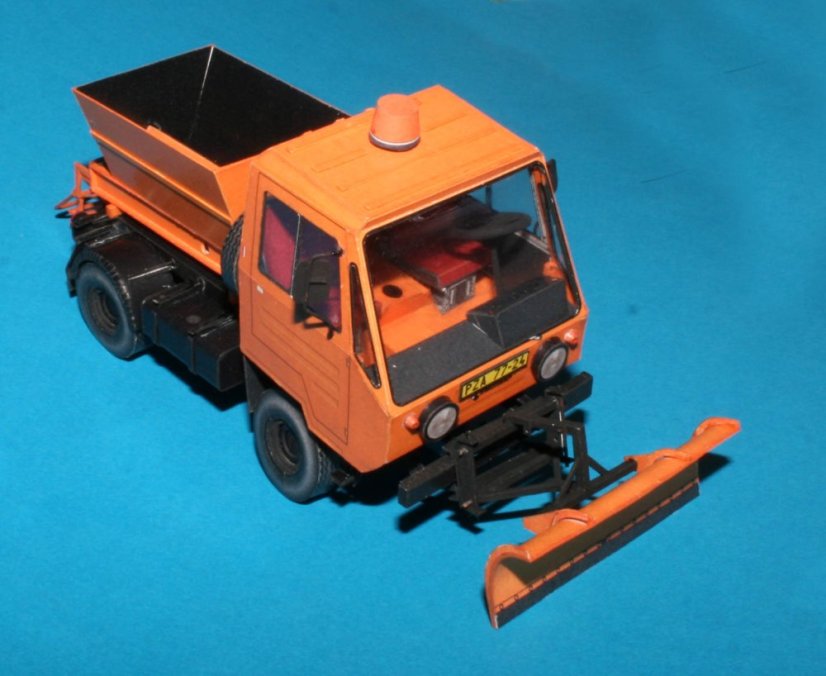 IFA multicar 25 - sypač