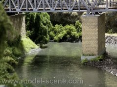 Modelová voda 375ml