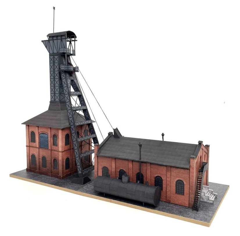 Důlní šachta Glowacki se strojovnou – 1902