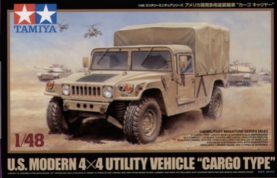 Americké moderní nákladní vozidlo 4x4