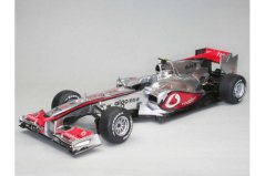 Pretekársky monopost Formuly 1 Vodafone McLaren Mercedes MP4-25 "L.Hamilton"