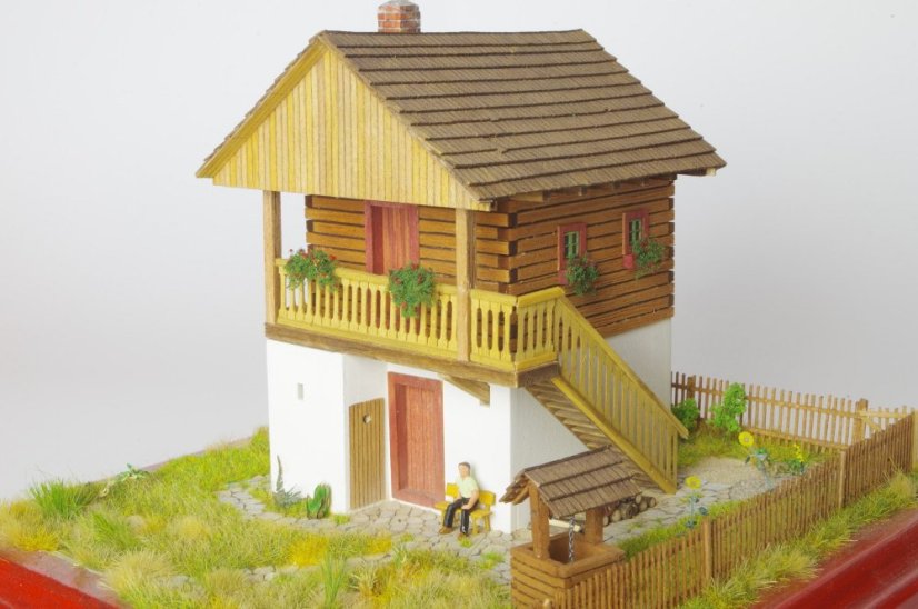 Dvoupatrový domek 1:72