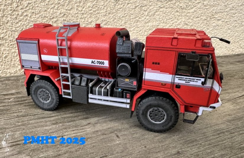 Tatra Force 4x4 AC 7000