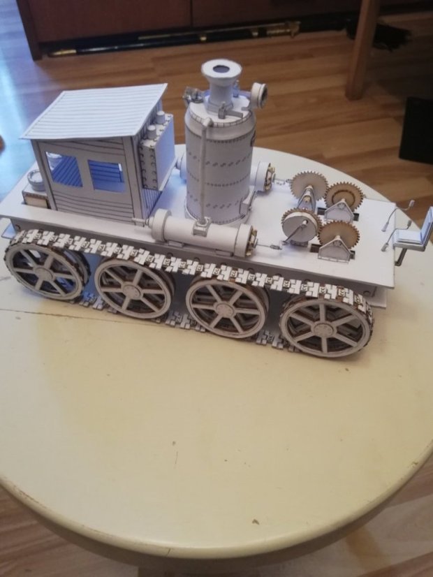 Pásový traktor - Fyodor Blinov