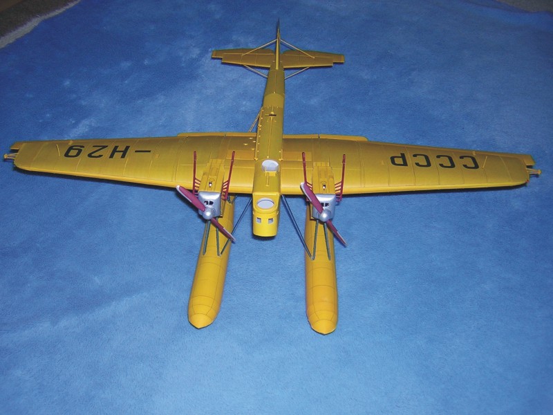 Letoun Tupolew MP-6