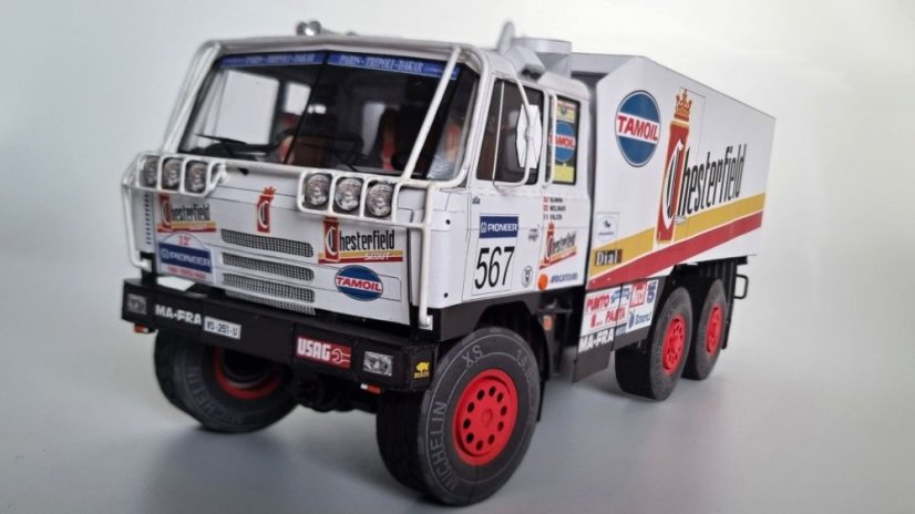 Tatra 815 VD 13 350 6X6.1 - Dakar 1990 - Clay Regazzoni - doprovod