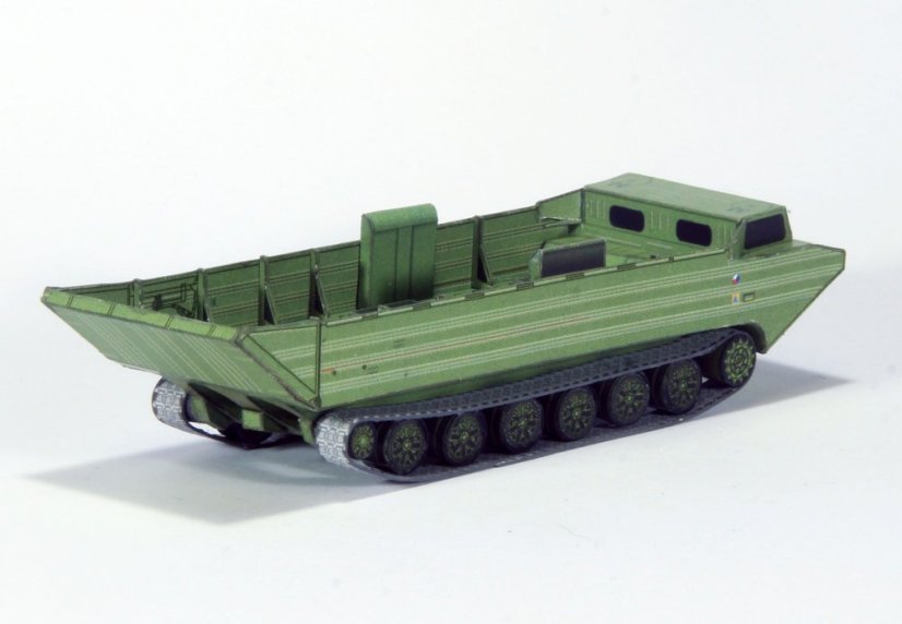 Obojživelný pásový transportér PTS-10