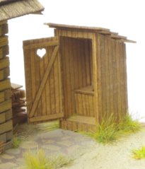 Outhouse and wooden dunghill 1:72