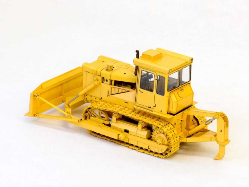 Buldozer T-130