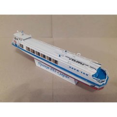 Motorová loď verzia R-83 “Zarya