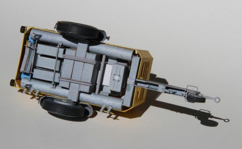 Přívěsný kompresor DK 661