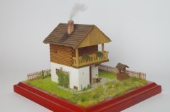 Two-story house 1:72